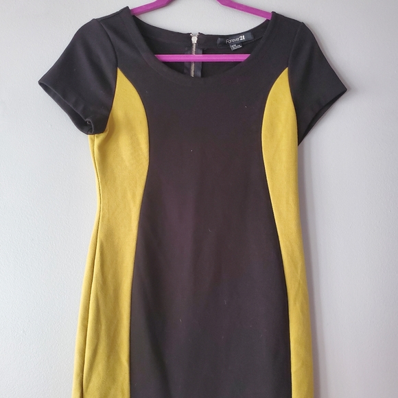 Color block Mini - Picture 3 of 3